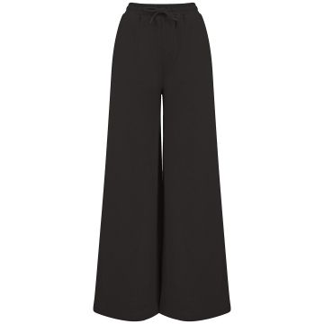 Women's sustainable fashion wide leg joggers